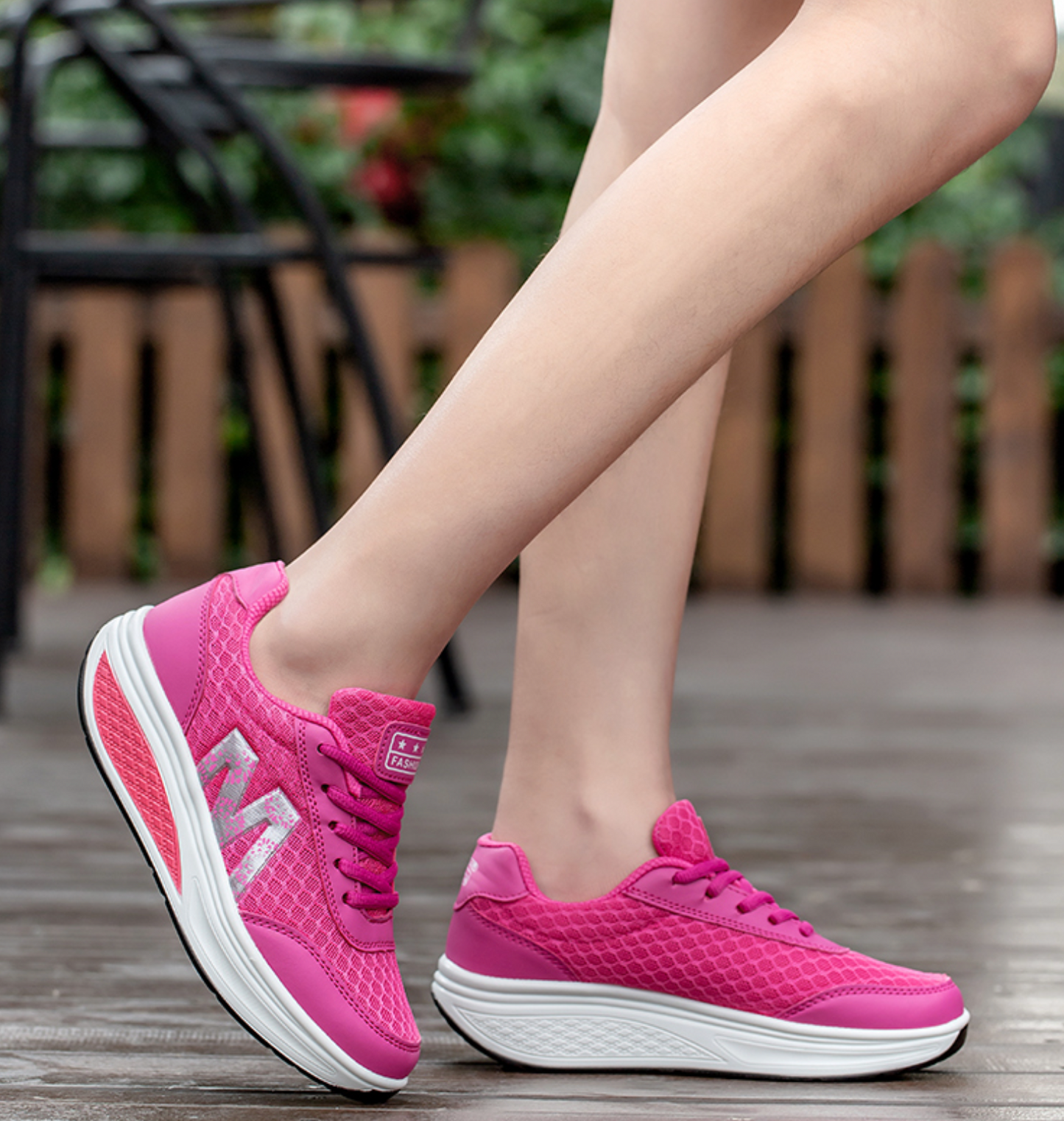 Oferta de esta semana: 50% de descuento en zapatillas ortopédicas correctoras para mujer, zapatos cómodos para trabajar.