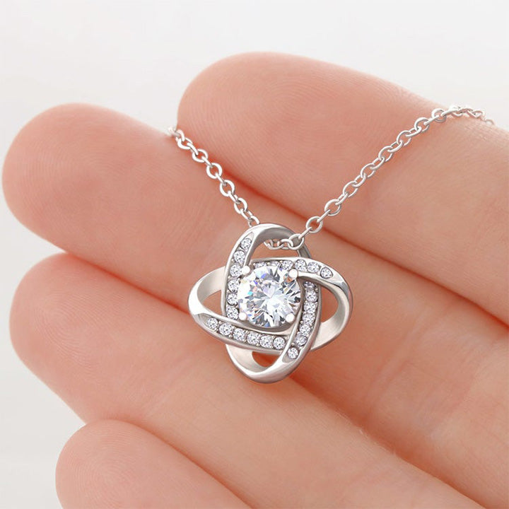 Regalo para hija: collar con nudo de amor