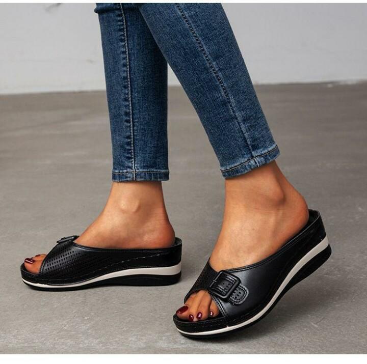 Sandalias ortopédicas con plantilla suave para mujer